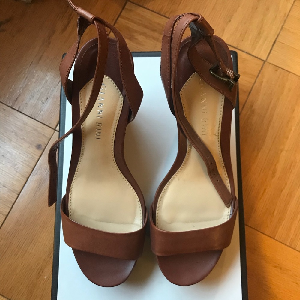 Gianni Bini Leather Sandals